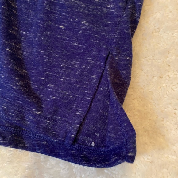 Victoria Secret Open Back Sport top - Picture 5 of 8